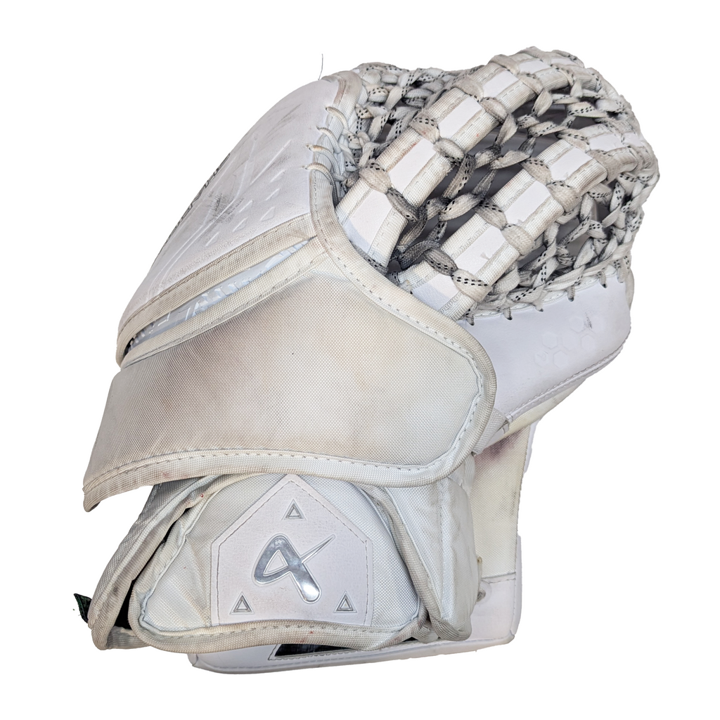 Bauer Supreme Shadow - Used WHL Pro Stock Goalie Trapper (White)