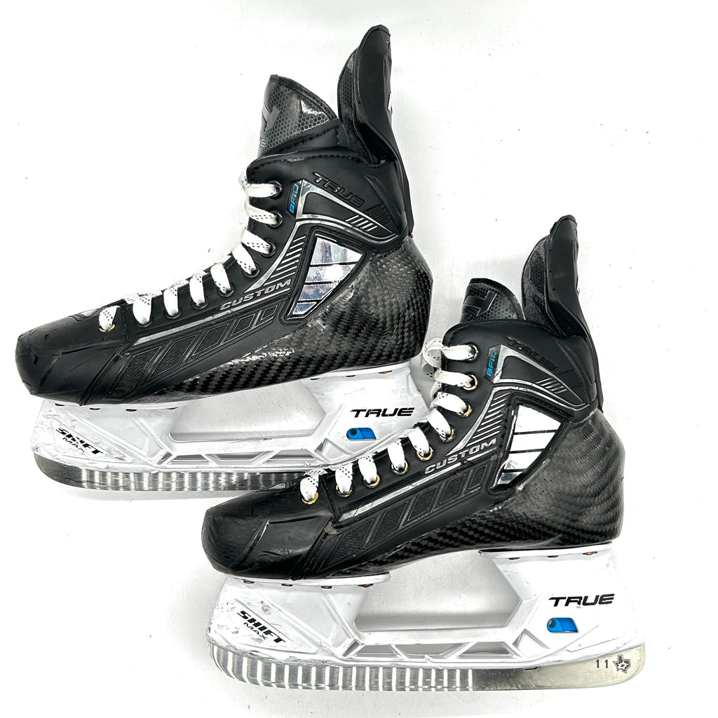 TRUE Pro Custom - Used NHL Pro Stock Skates - Logan Stankoven - Size 7
