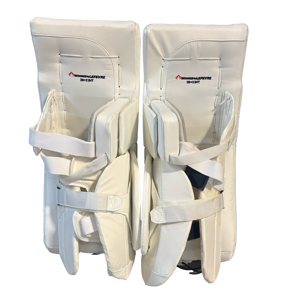 True Catalyst 7X3 - New Goalie Pad Set - Intermediate (White)