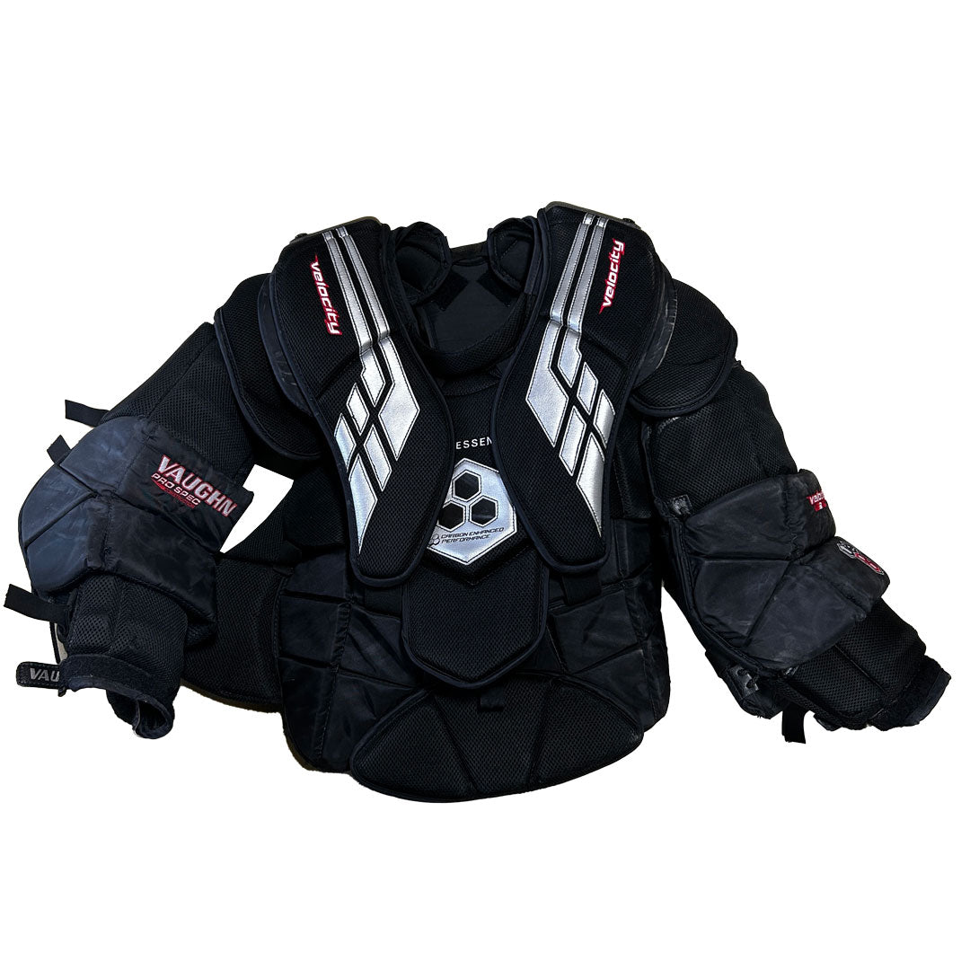 Vaughn Velocity VE8 Pro Carbon - Used Pro Stock Goalie Chest Protector (Black)