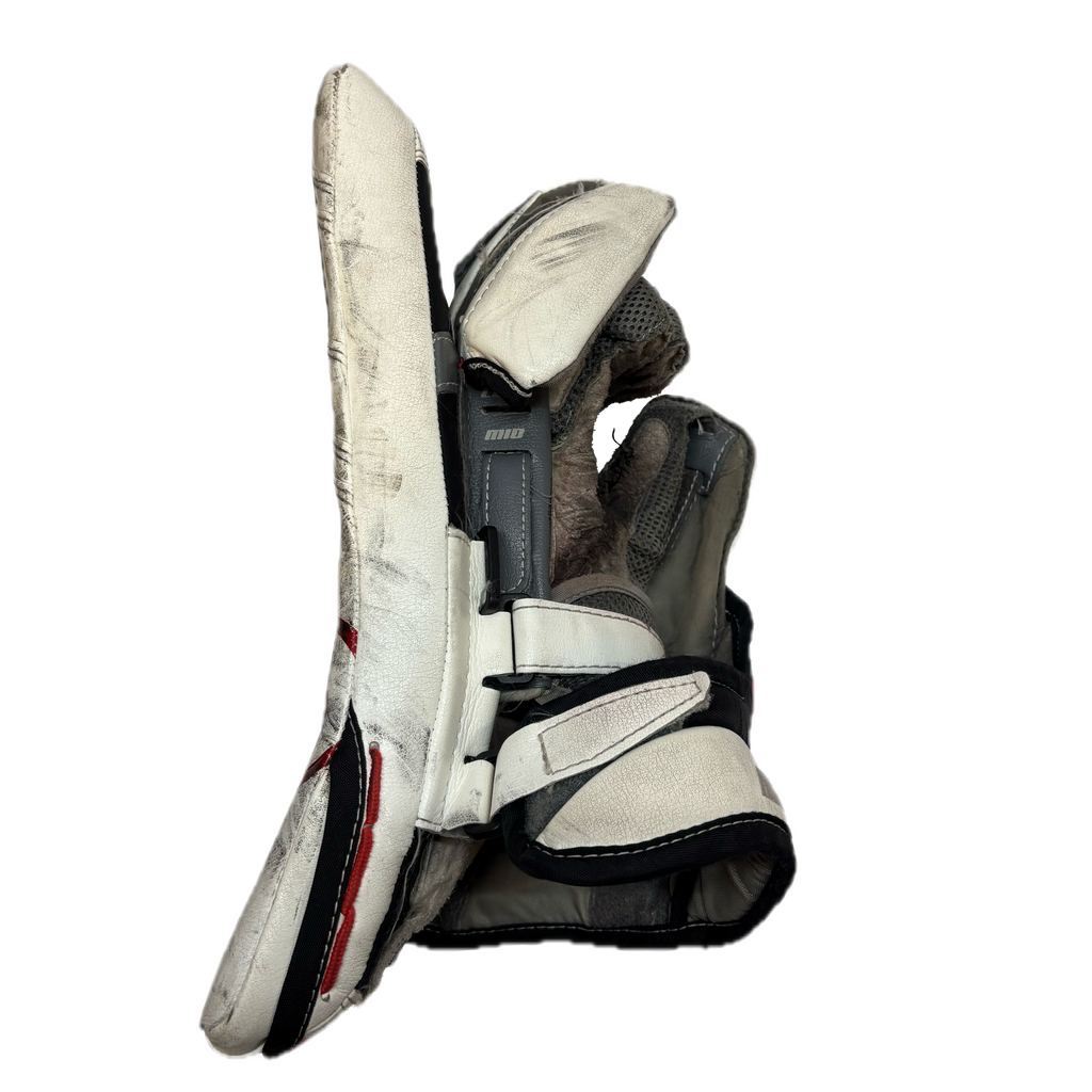 Warrior Ritual G3 Pro - Used Senior Goalie Blocker (White/Black/Red)