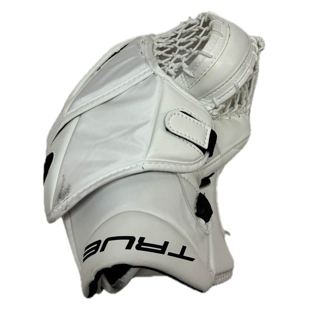 True Catalyst 7X3 - New Goalie Trapper - Intermediate (White)
