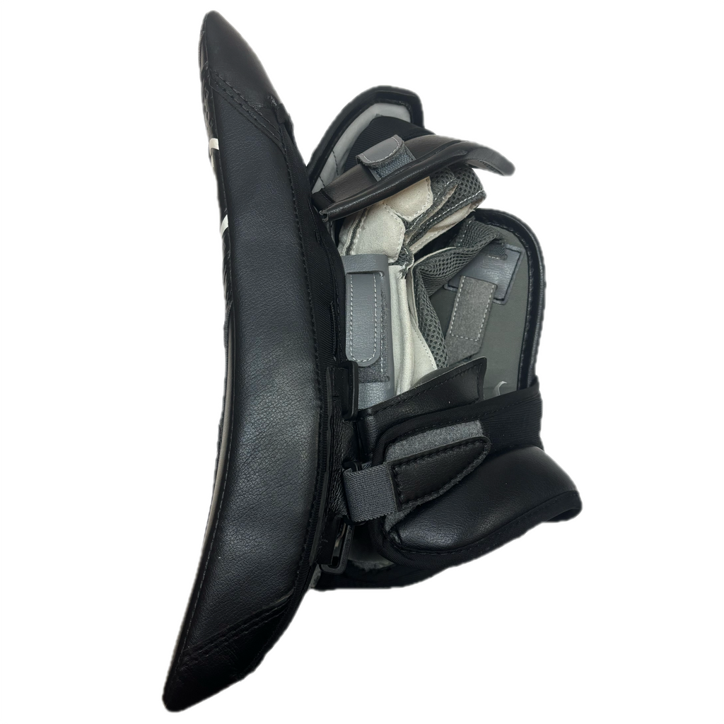 Warrior RG7 RTL - New Goalie Blocker - Senior (Black)