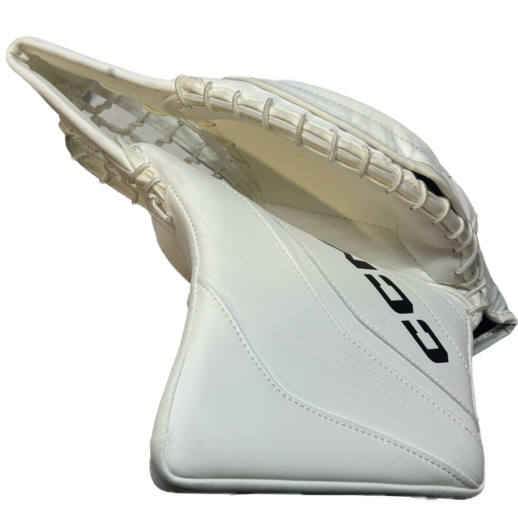 CCM Extreme Flex 6.5 - New Goalie Trapper - Senior (White)