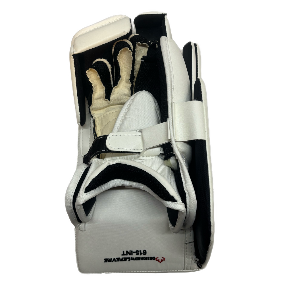 True Catalyst 7X3 - New Goalie Blocker - Intermediate (White)