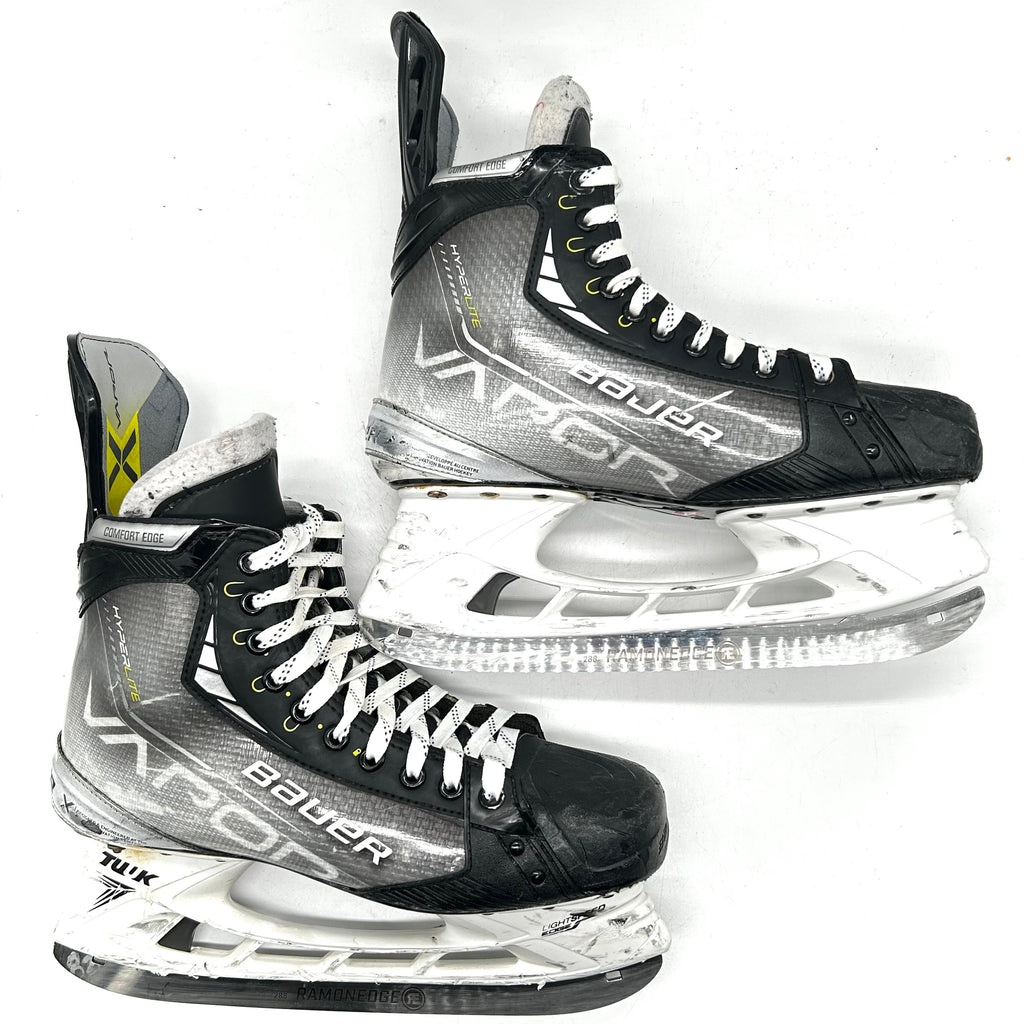 Bauer Vapor Hyperlite - Used NHL Pro Stock Skates - Jaccob Slavin - Size 10D