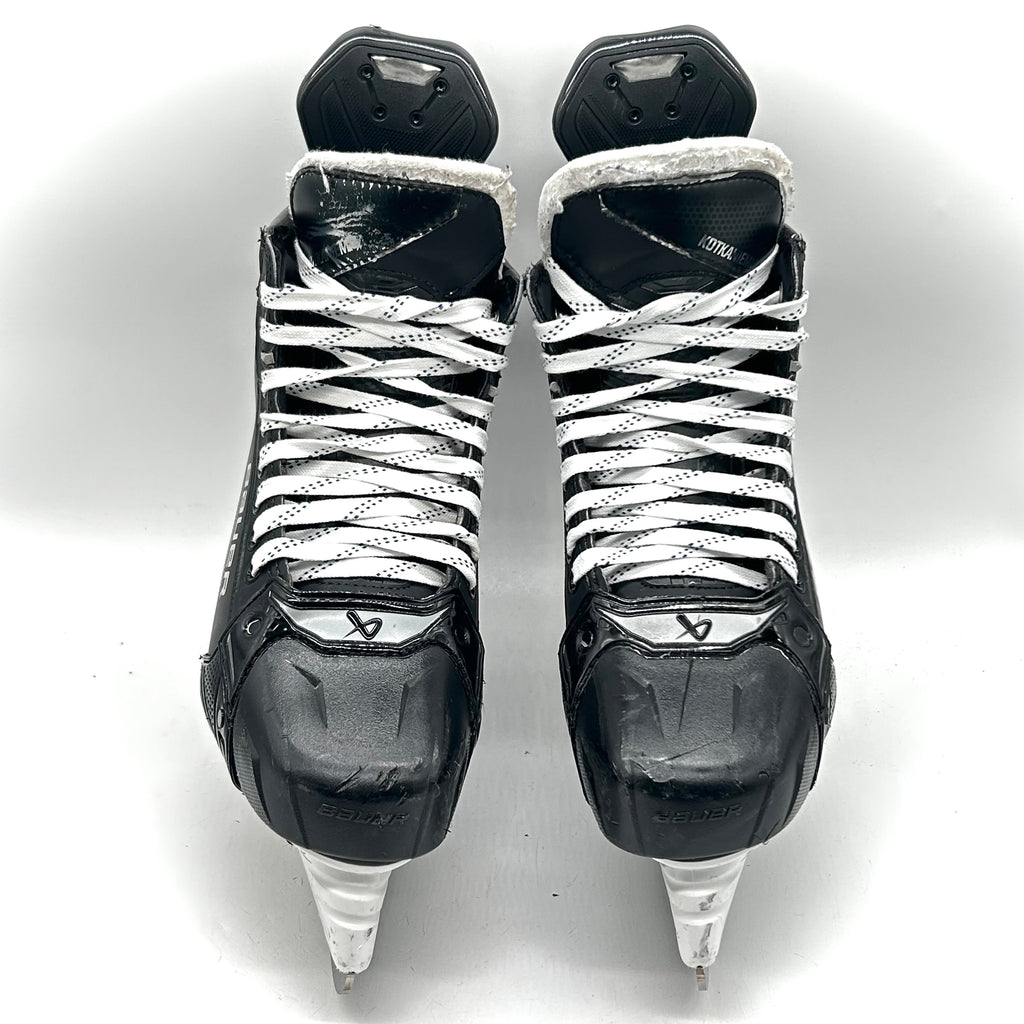 Bauer Supreme Shadow - Used NHL Pro Stock Skates - Jesperi Kotkaniemi - Size 8 7/8D
