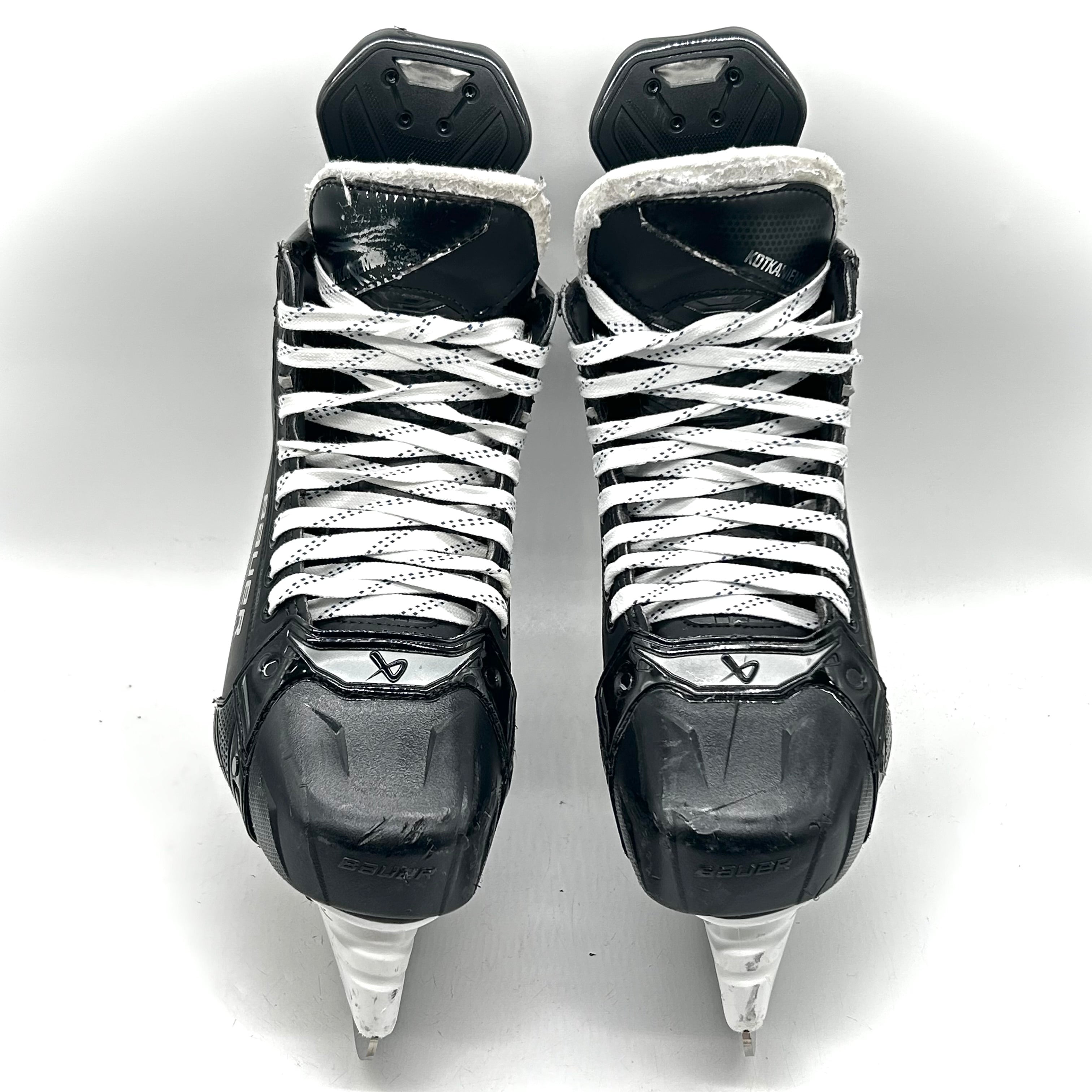 Bauer Supreme Shadow - Used NHL Pro Stock Skates - Jesperi Kotkaniemi - Size 8 7/8D