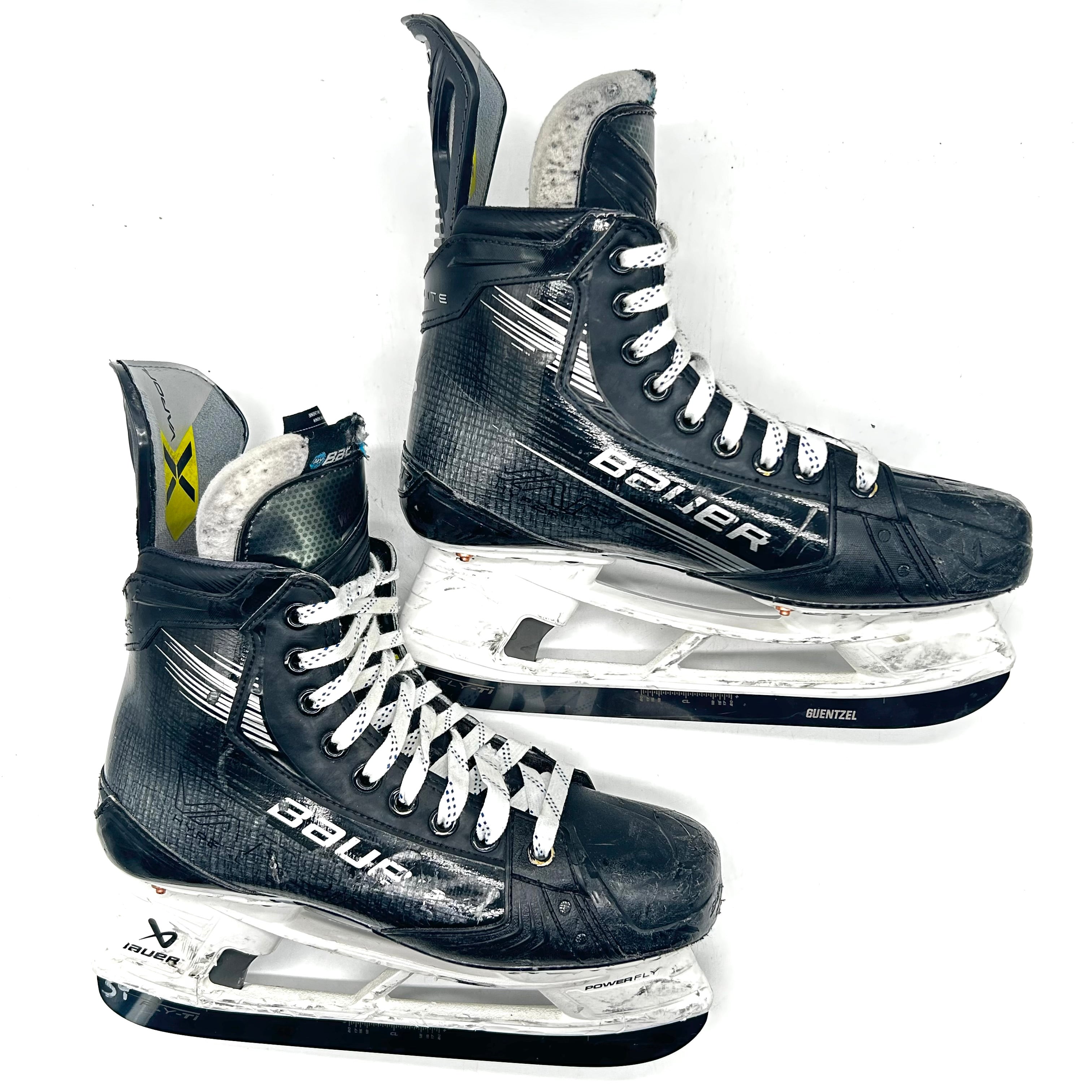 Bauer Vapor Hyperlite 2 - Used NHL Pro Stock Skates - Sean Walker - Size 7.5D