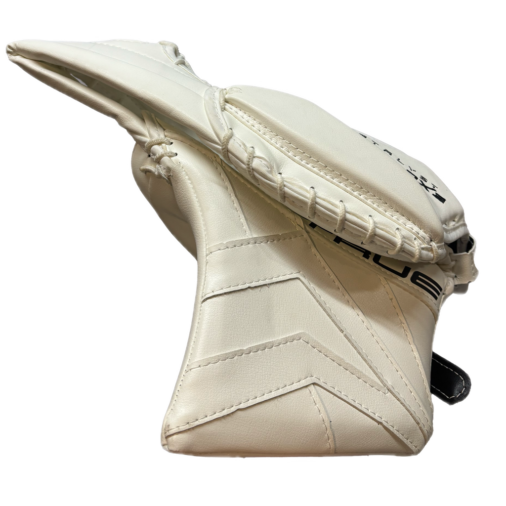 True Catalyst 7X3 - New Goalie Trapper - Intermediate (White)