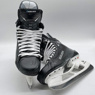 Bauer Vapor Hyperlite 2 - Pro Stock Hockey Skates - Size 8.5D