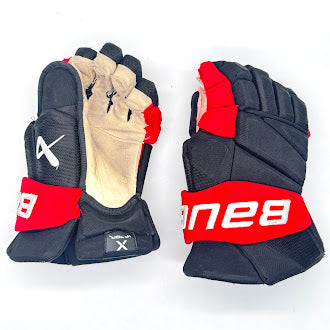 Bauer Vapor Hyperlite - Used NHL Pro Stock Glove - Jaccob Slavin (Black/Red)